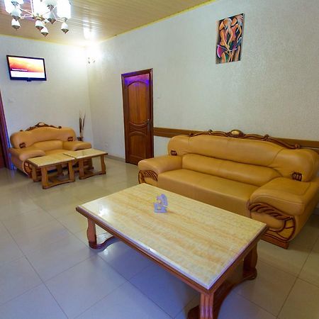 Corina K Guest House Кигали Экстерьер фото